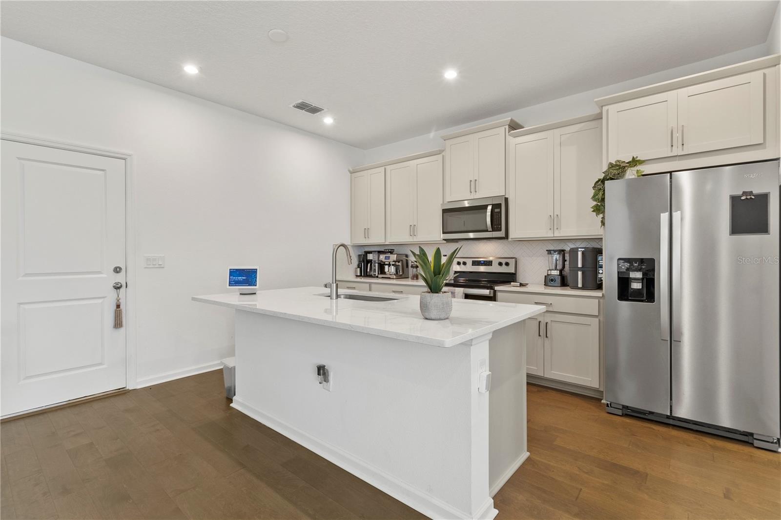 Image 7 of 20 For 11356 Sunsail Avenue