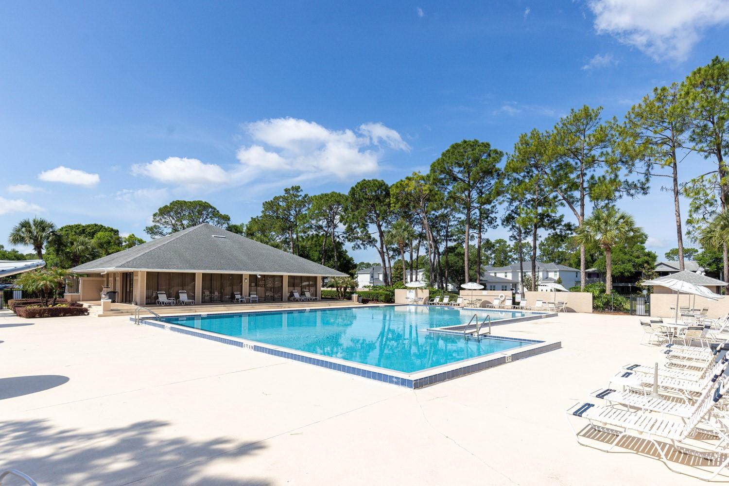Image 23 of 32 For 5990 Braemar Place 106