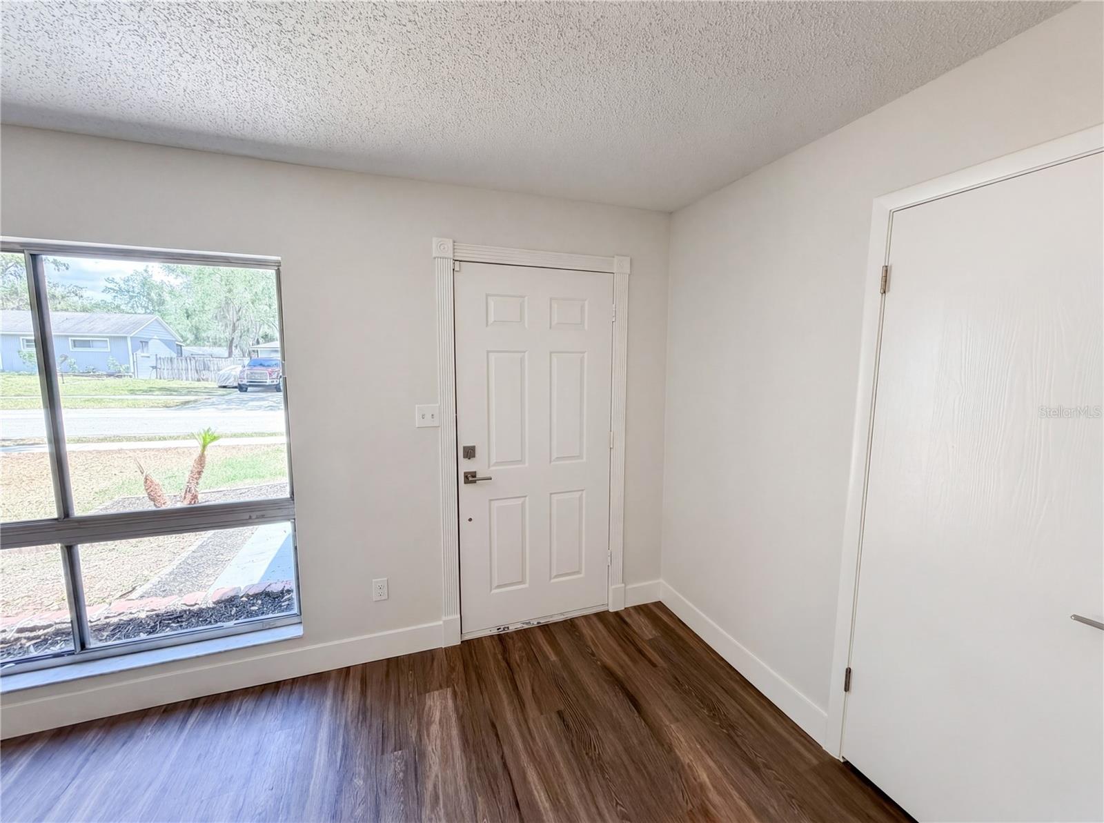 Image 6 of 24 For 2768 Galatian Place