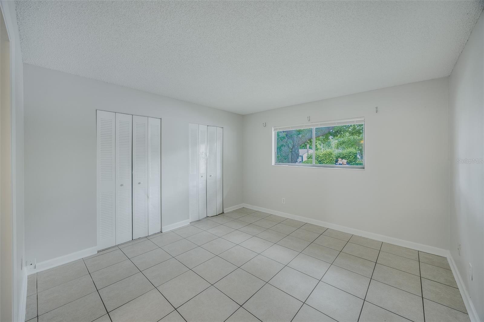 Image 6 of 10 For 605 Northlake Boulevard 31