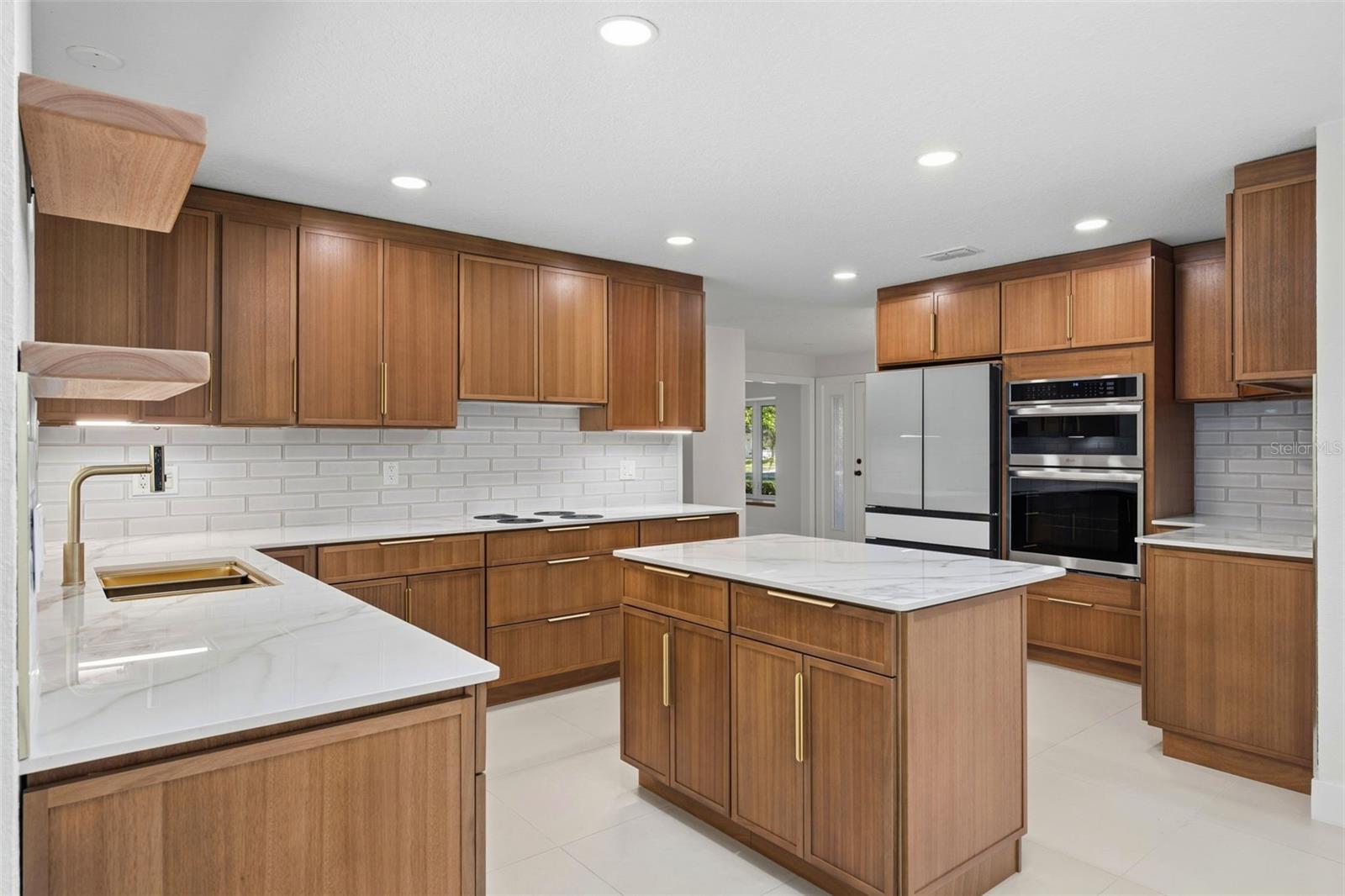 Image 3 of 31 For 1109 Duncan Drive