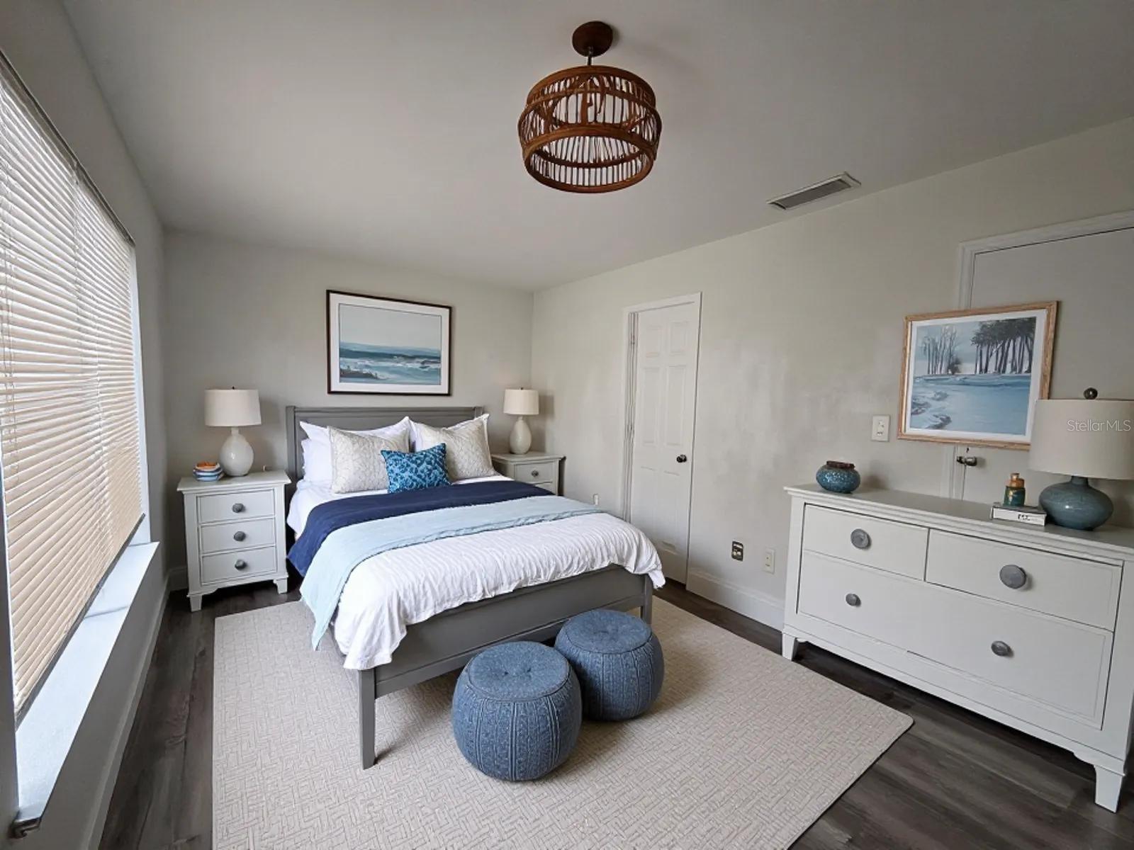 Image 12 of 60 For 4033 Henley Road 1707