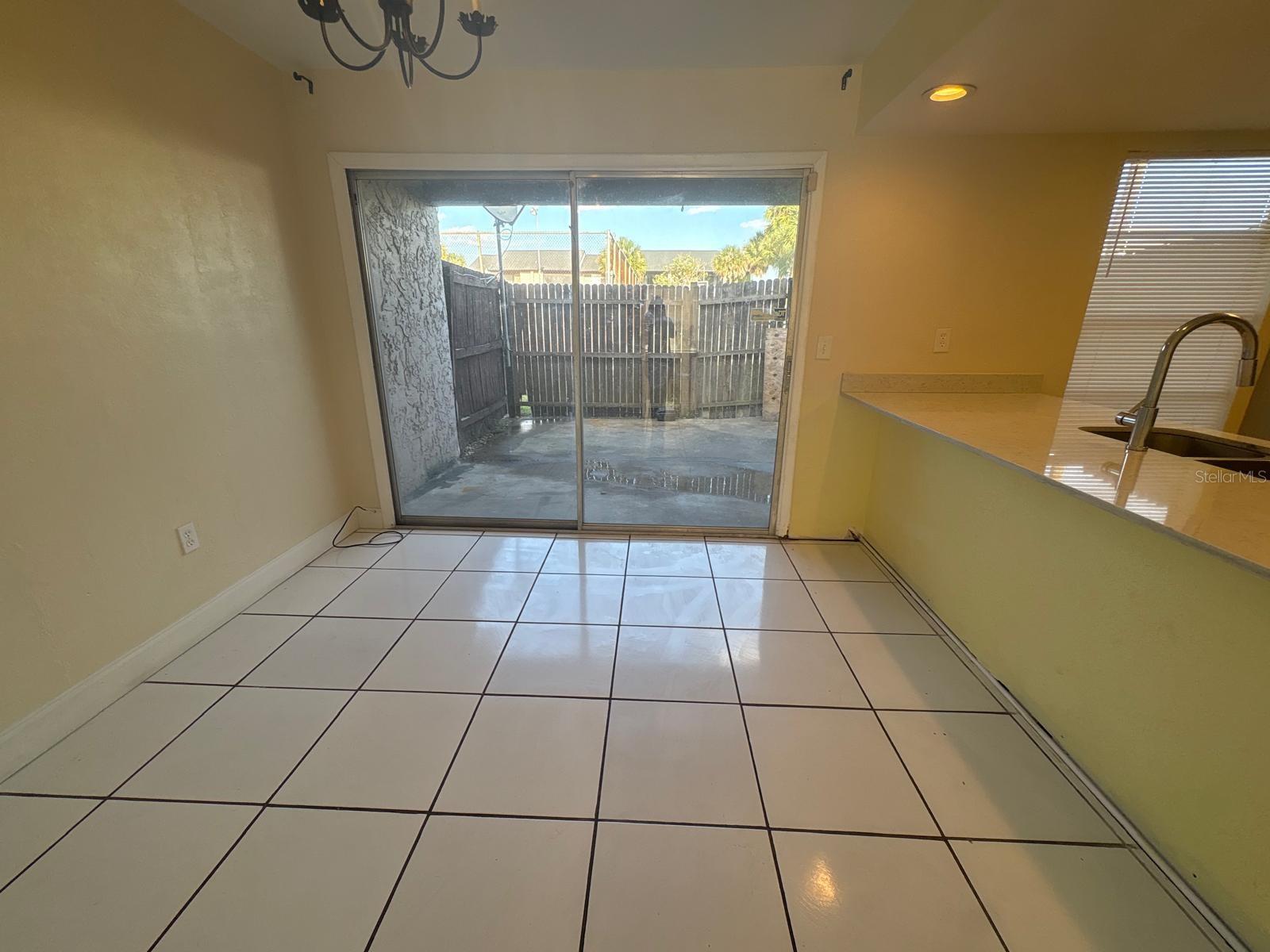 Image 22 of 60 For 4033 Henley Road 1707