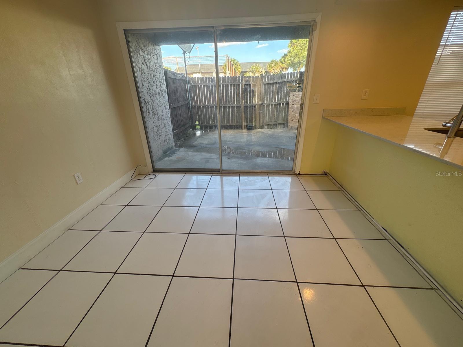 Image 32 of 60 For 4033 Henley Road 1707