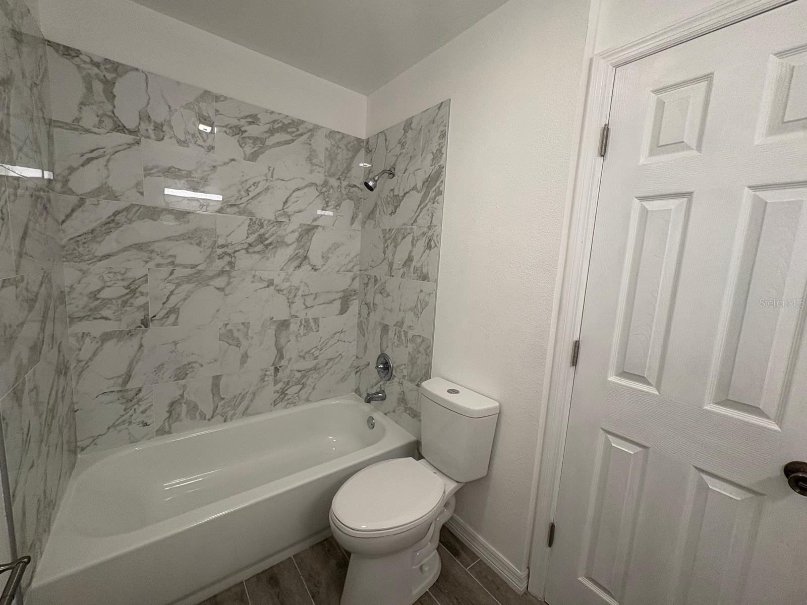 Image 47 of 60 For 4033 Henley Road 1707