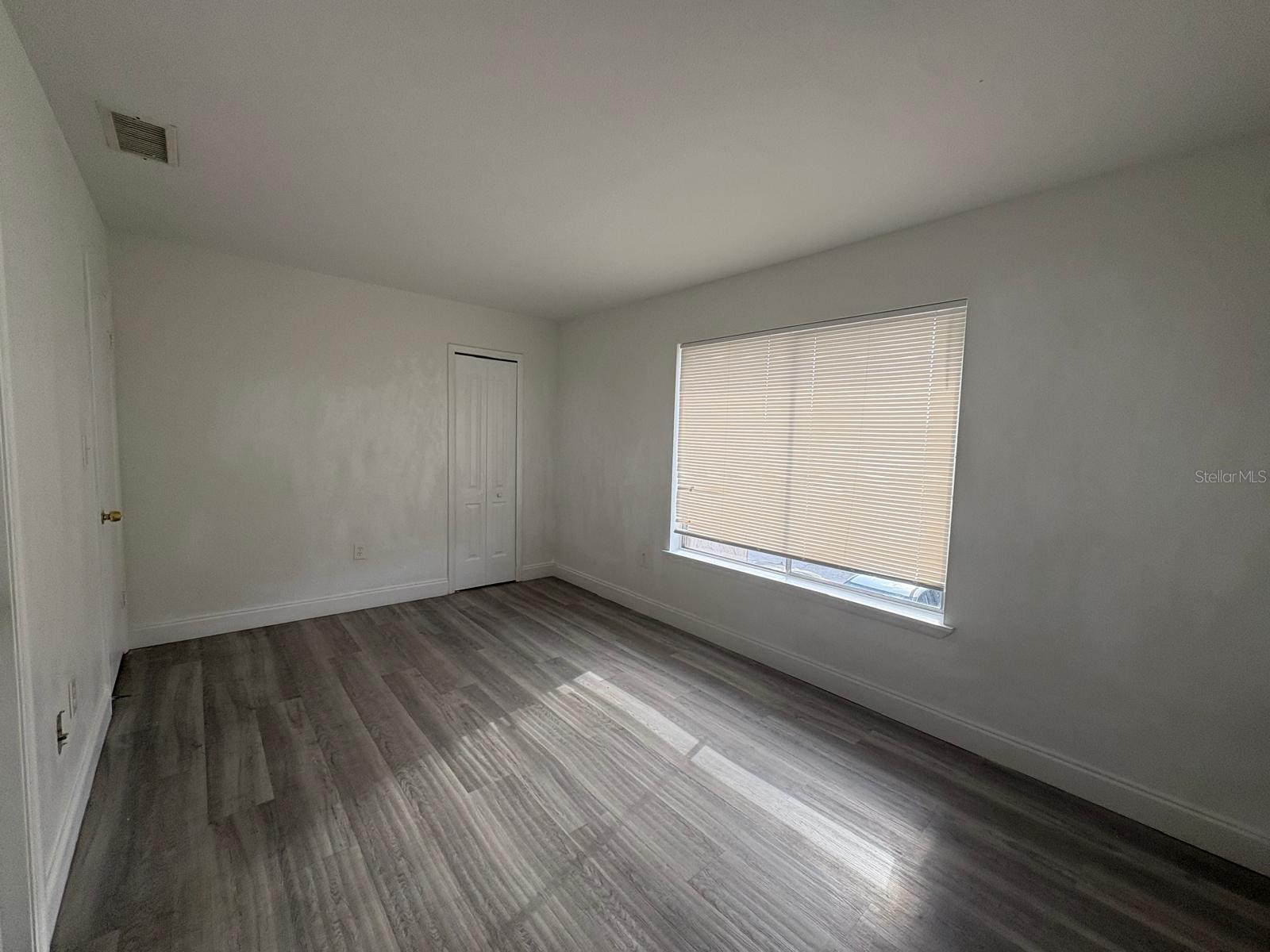 Image 53 of 60 For 4033 Henley Road 1707