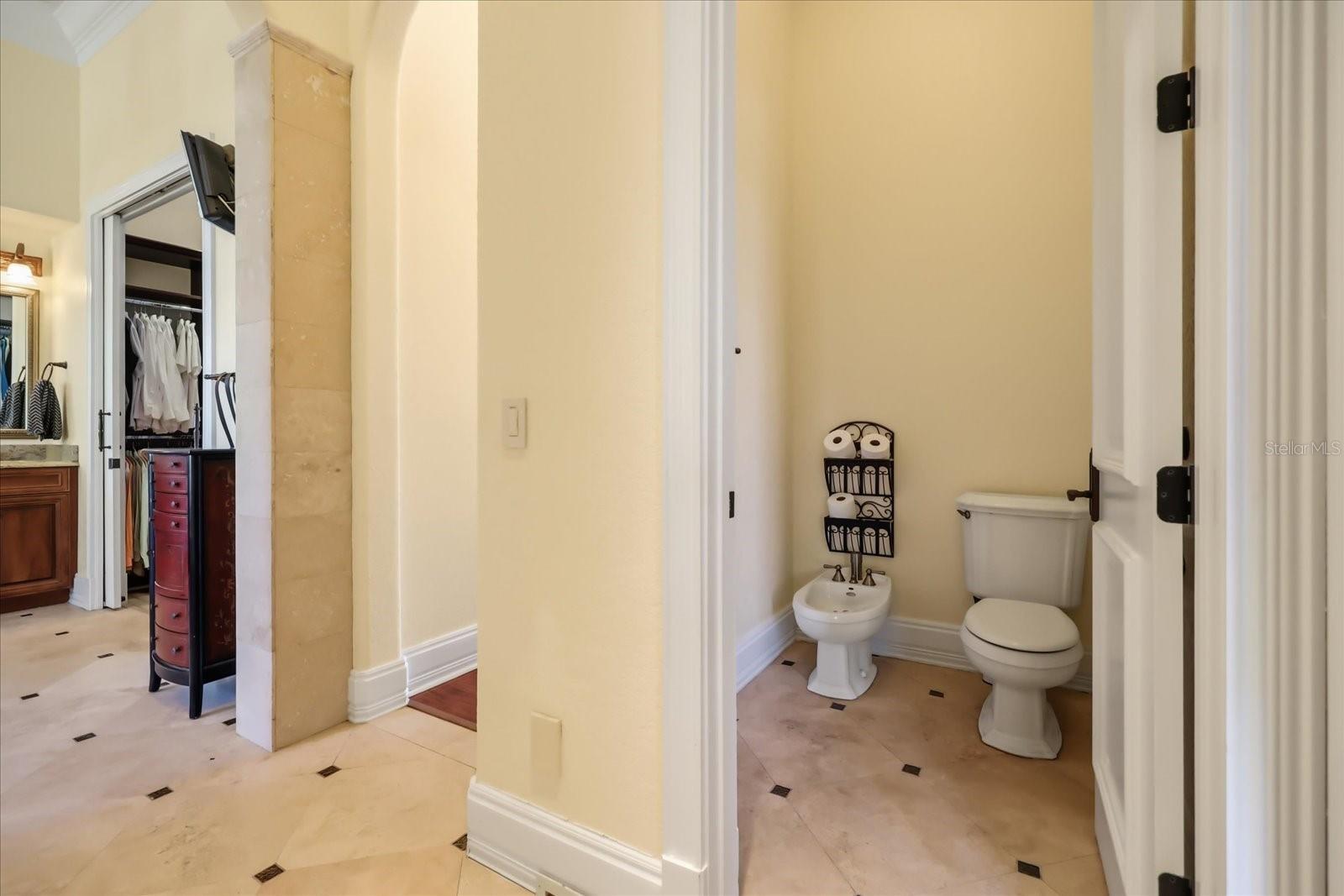 Image 41 of 87 For 1136 Lake Whitney Drive