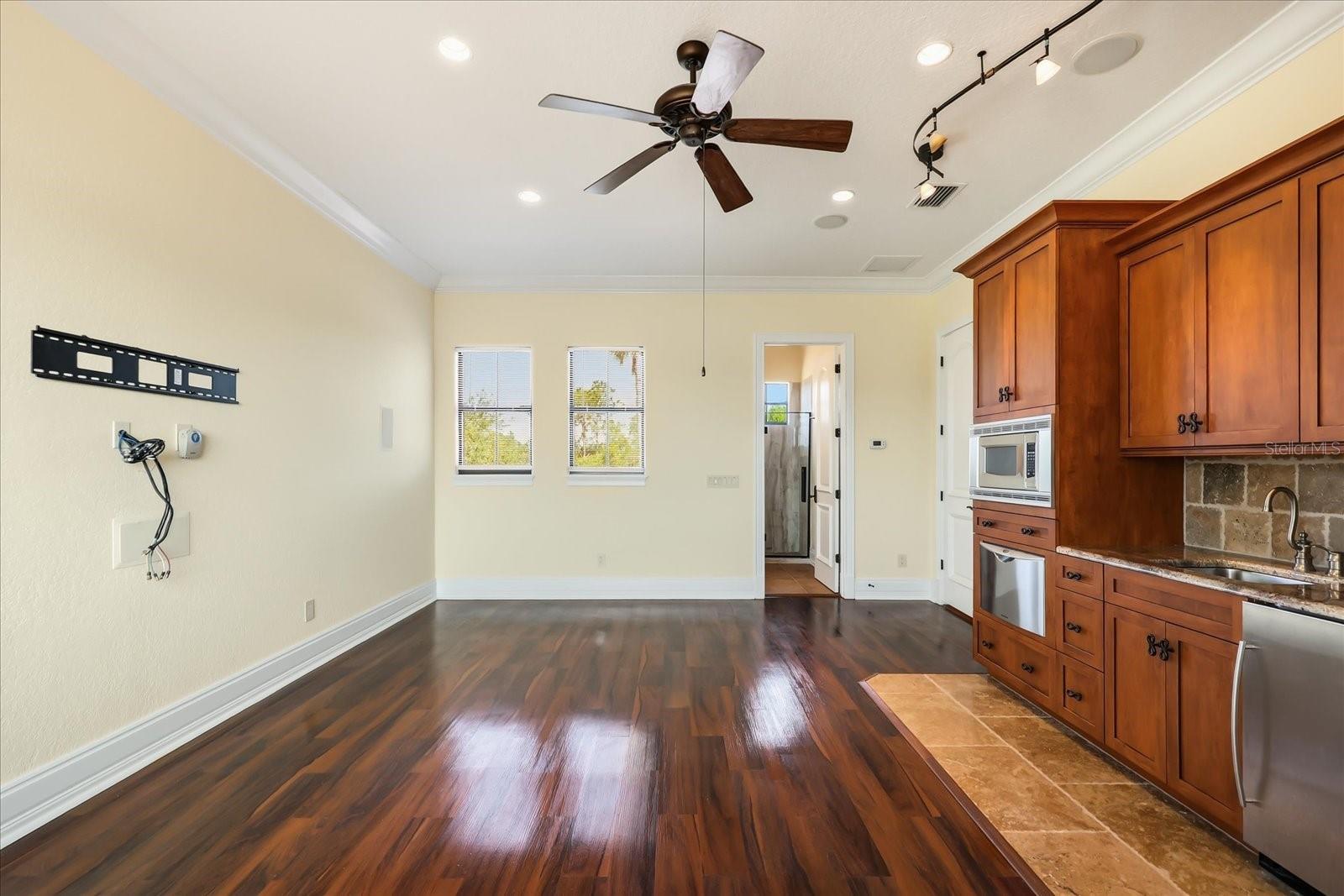 Image 51 of 87 For 1136 Lake Whitney Drive