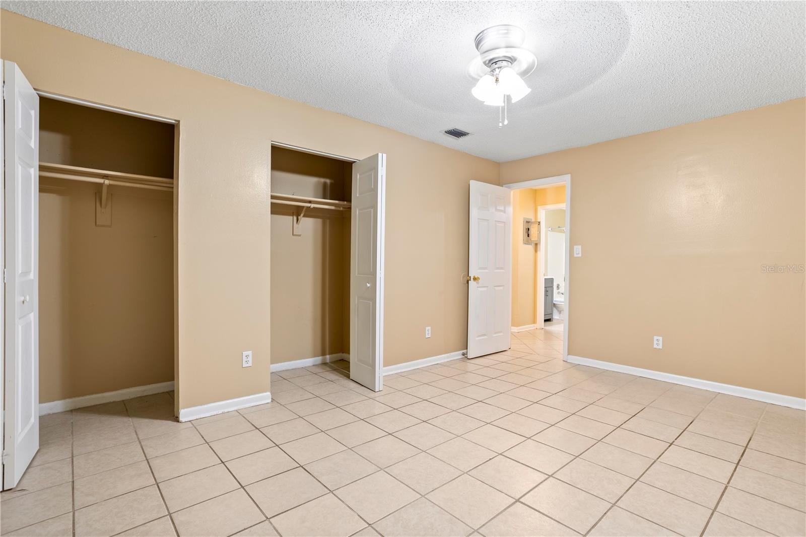 Image 16 of 26 For 1921 Bonneville Drive