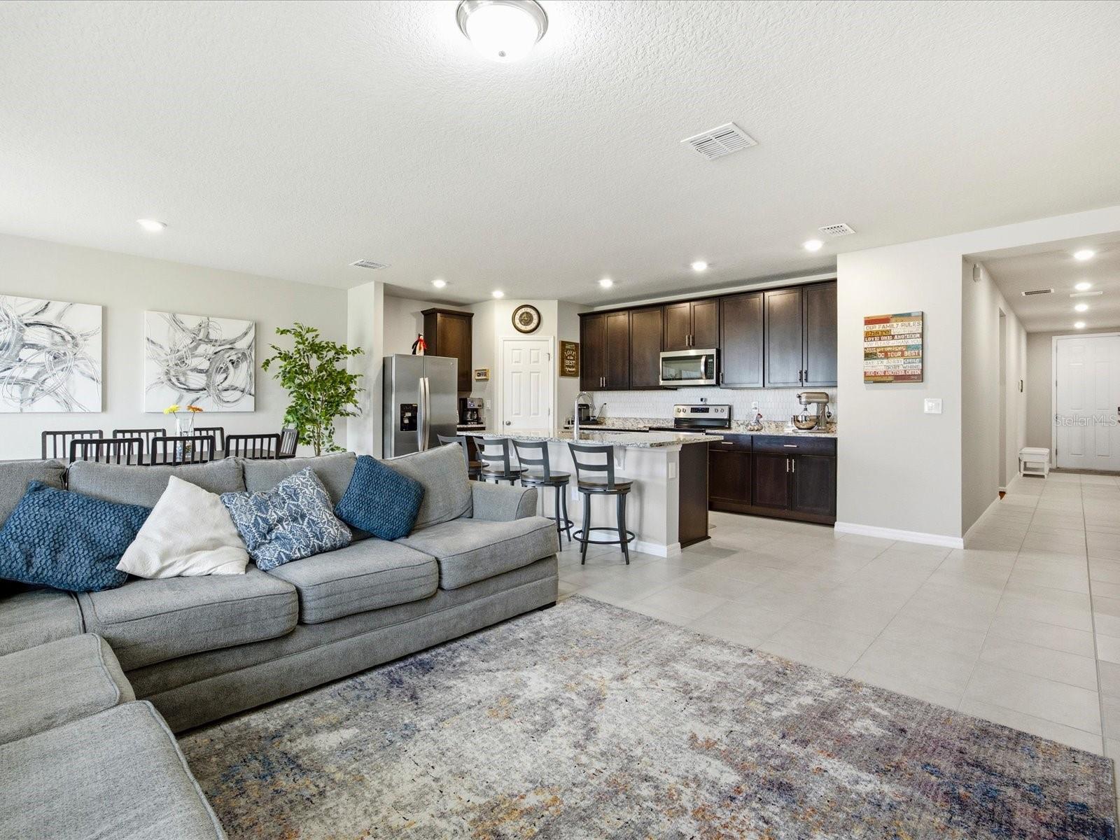 Image 6 of 42 For 125 Andreas Street