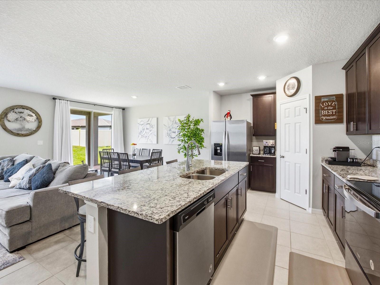 Image 9 of 42 For 125 Andreas Street