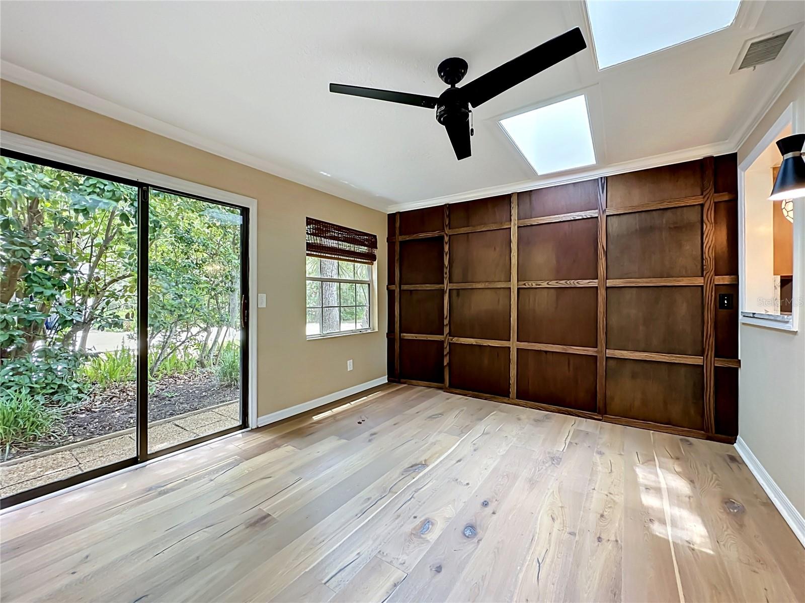 Image 20 of 63 For 103 Neptune Court