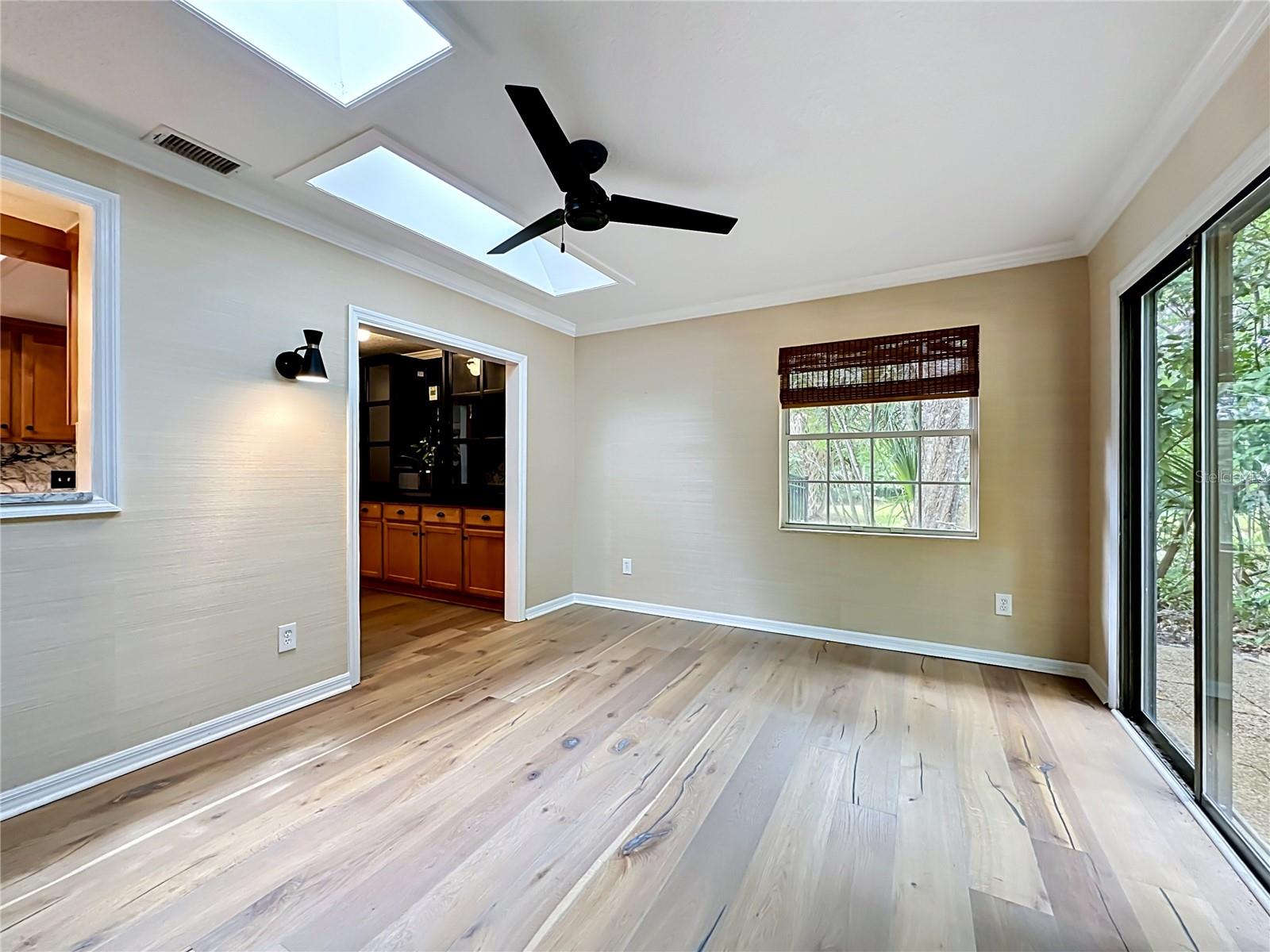 Image 22 of 63 For 103 Neptune Court