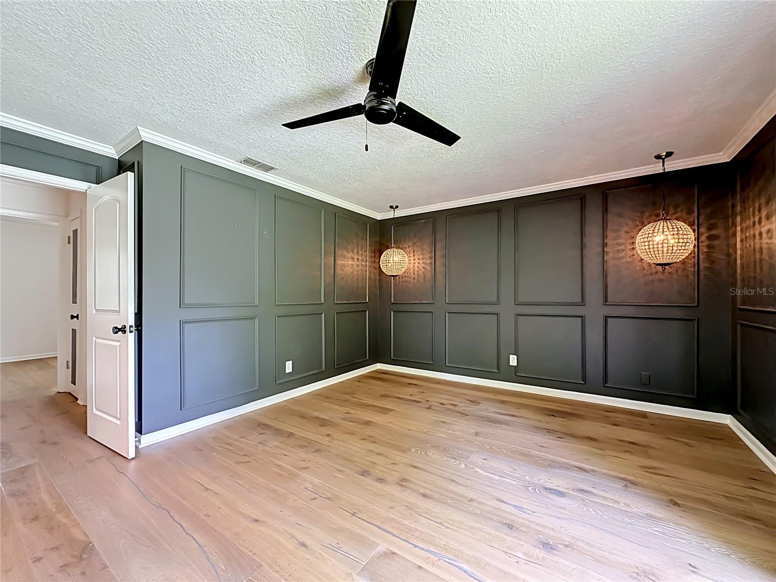 Image 36 of 63 For 103 Neptune Court