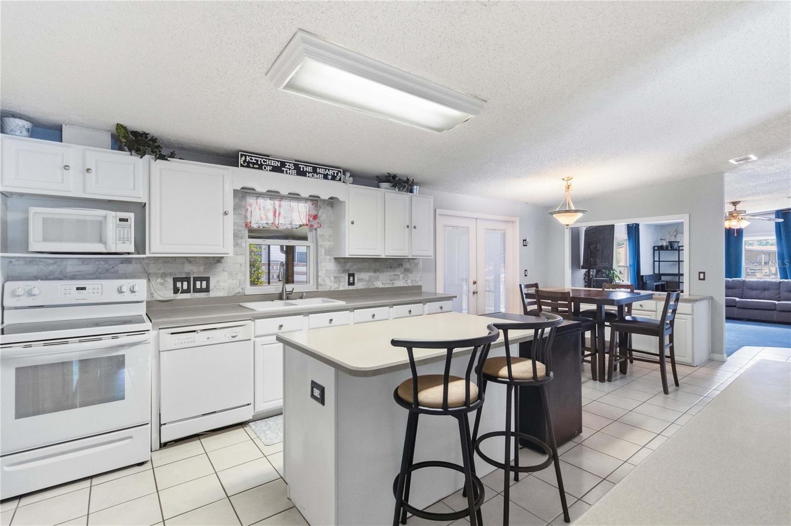 Image 2 of 19 For 2030 Crystal Lane
