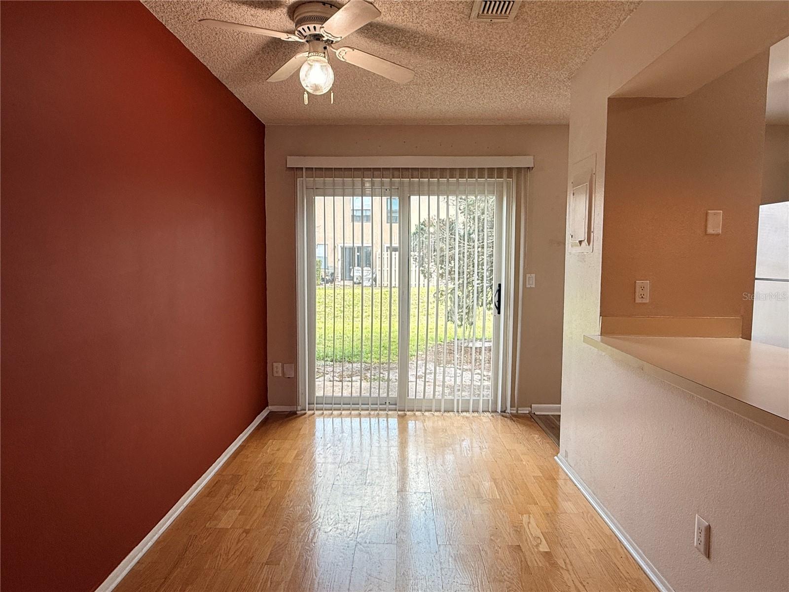 Image 10 of 23 For 1305 Park Villa Place