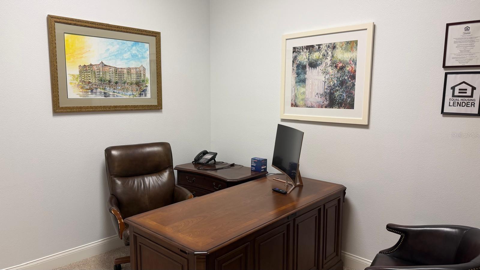 Image 3 of 15 For 7901 Kingspointe Parkway 8