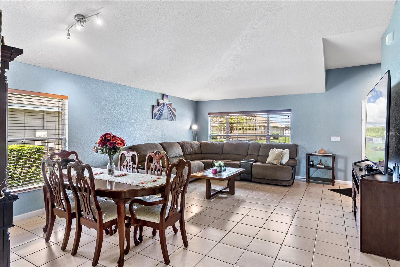 Image 6 of 28 For 2886 Oconnell Drive