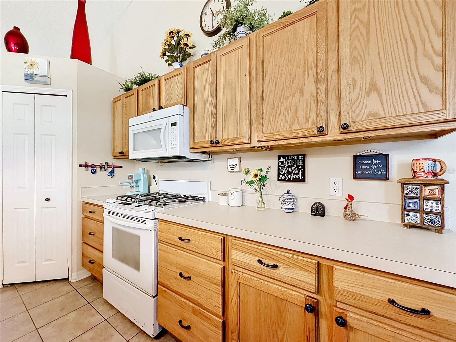 Image 11 of 54 For 7400 Lake Marni Court