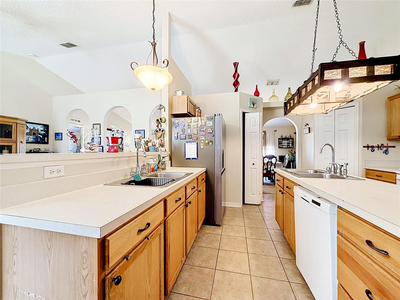 Image 16 of 54 For 7400 Lake Marni Court