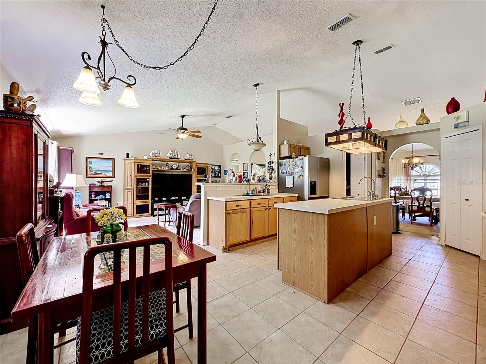 Image 19 of 54 For 7400 Lake Marni Court