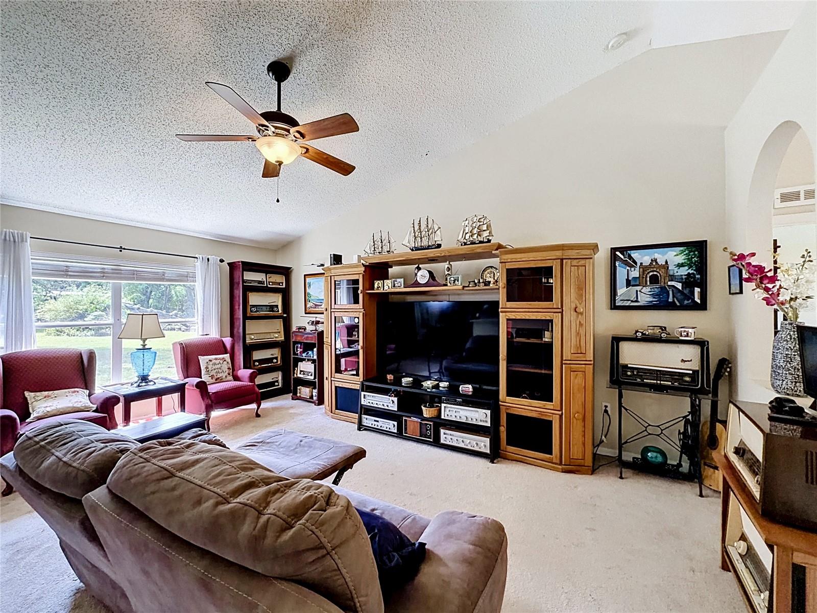 Image 24 of 54 For 7400 Lake Marni Court