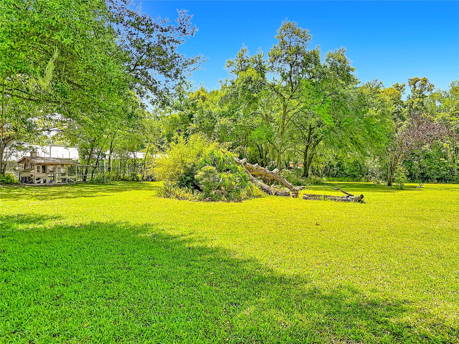 Image 38 of 54 For 7400 Lake Marni Court