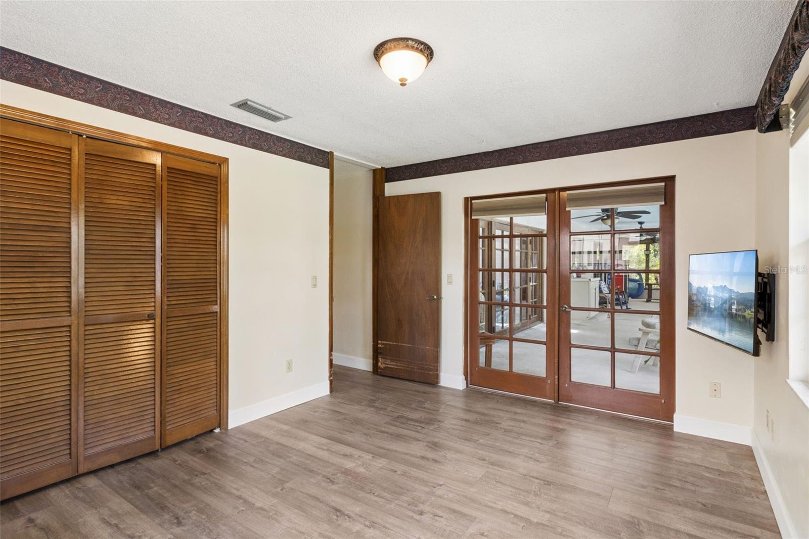 Image 33 of 59 For 4909 Lake Gatlin Woods Court