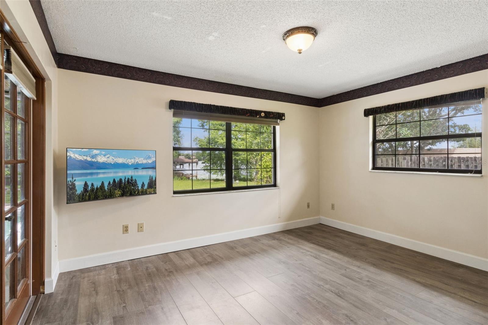 Image 34 of 59 For 4909 Lake Gatlin Woods Court