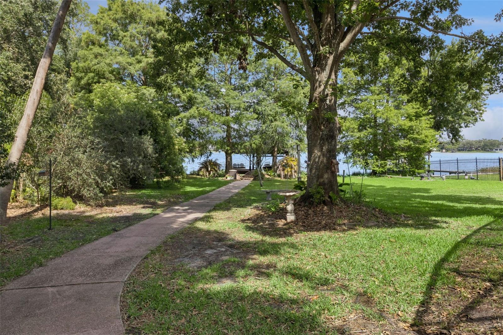 Image 6 of 59 For 4909 Lake Gatlin Woods Court