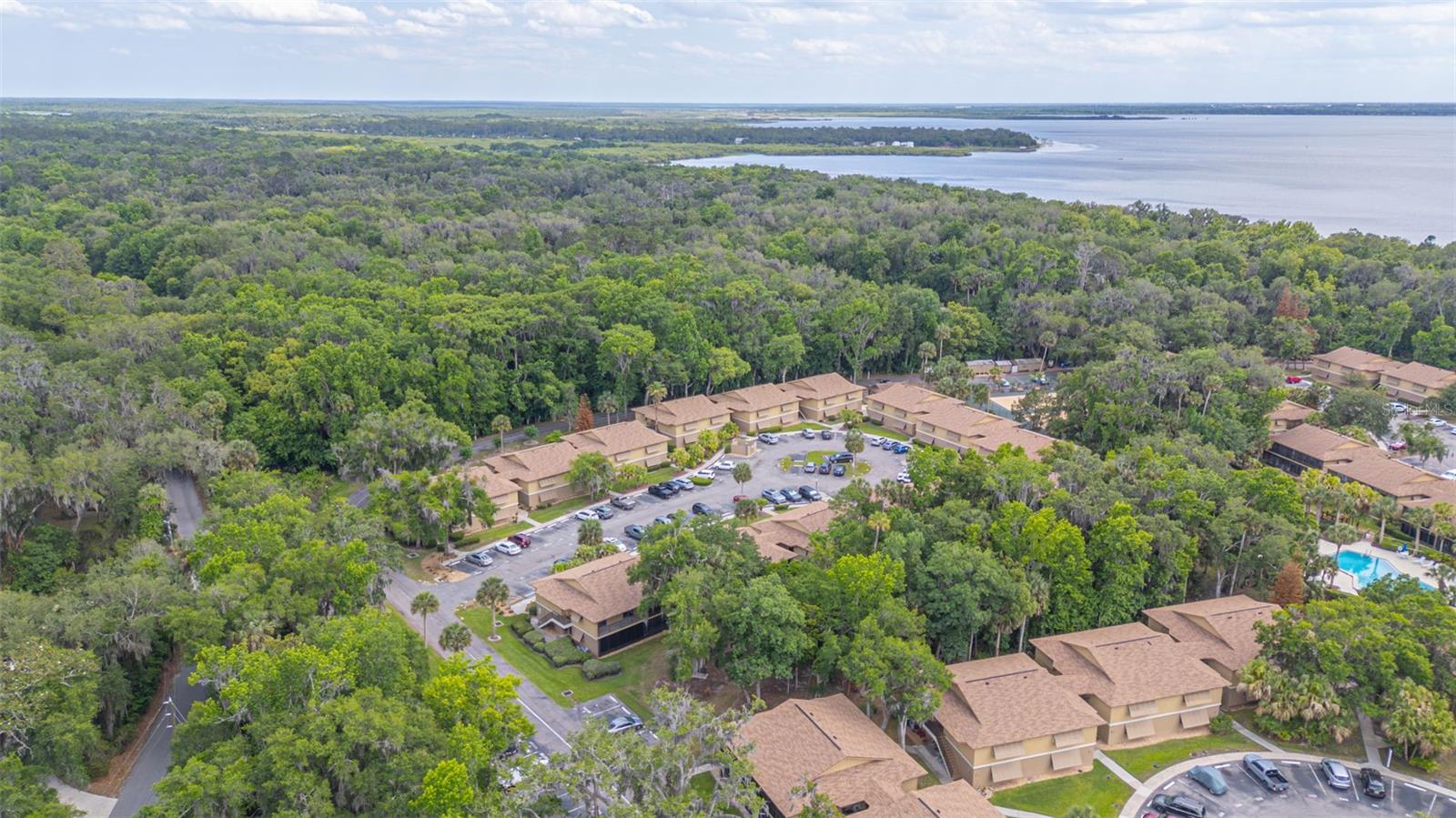 Image 31 of 39 For 130 Jasmine Woods Court 2c