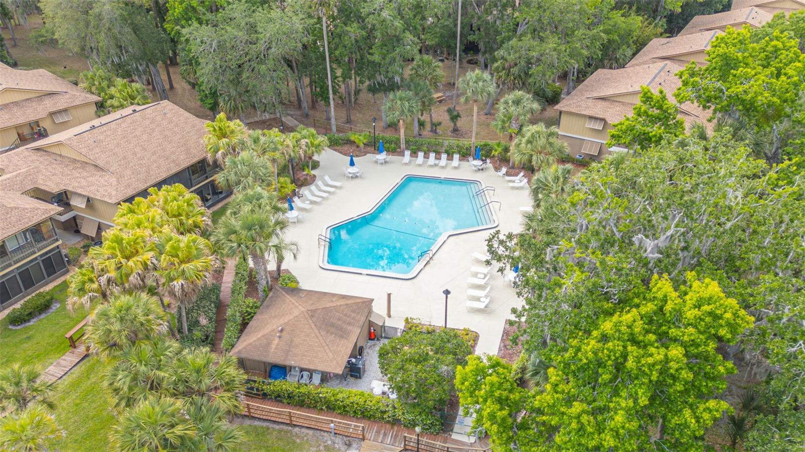 Image 34 of 39 For 130 Jasmine Woods Court 2c