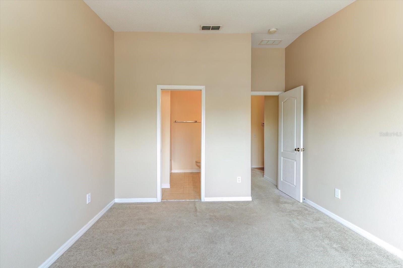 Image 15 of 30 For 509 Wilton Circle