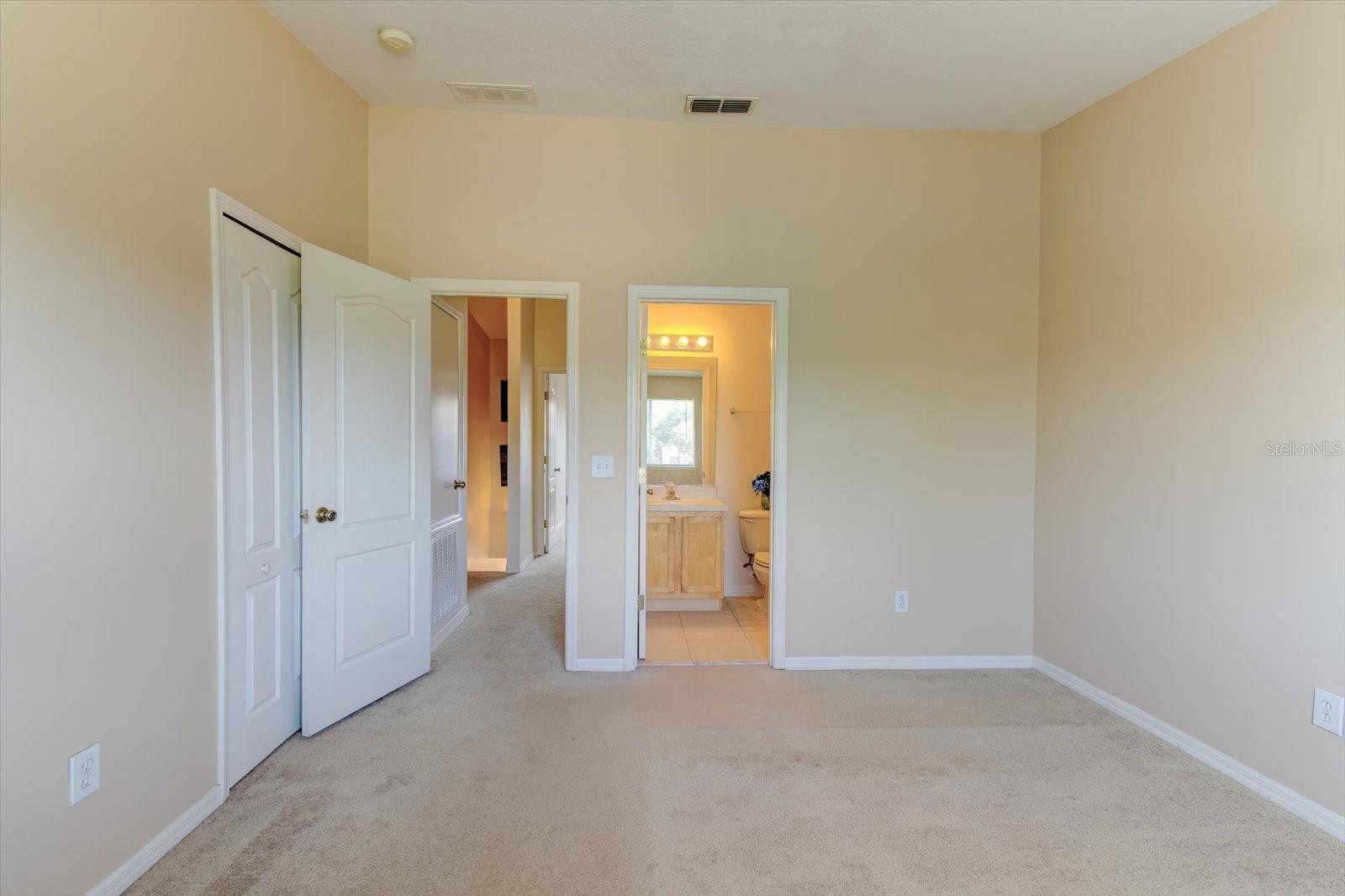 Image 20 of 30 For 509 Wilton Circle