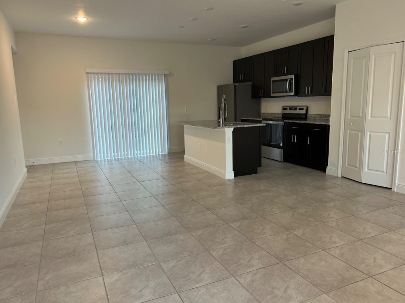 Image 6 of 28 For 16100 35th Court