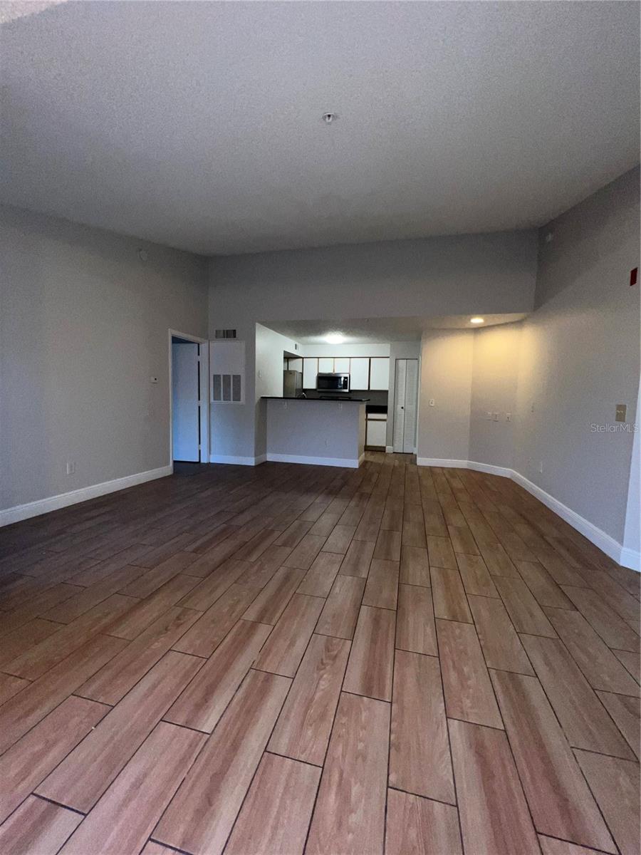 Image 5 of 29 For 2216 Grand Cayman Court 1435