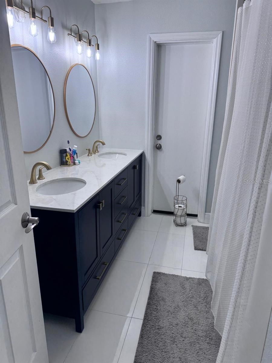 Image 4 of 10 For 5311 Jennifer Place