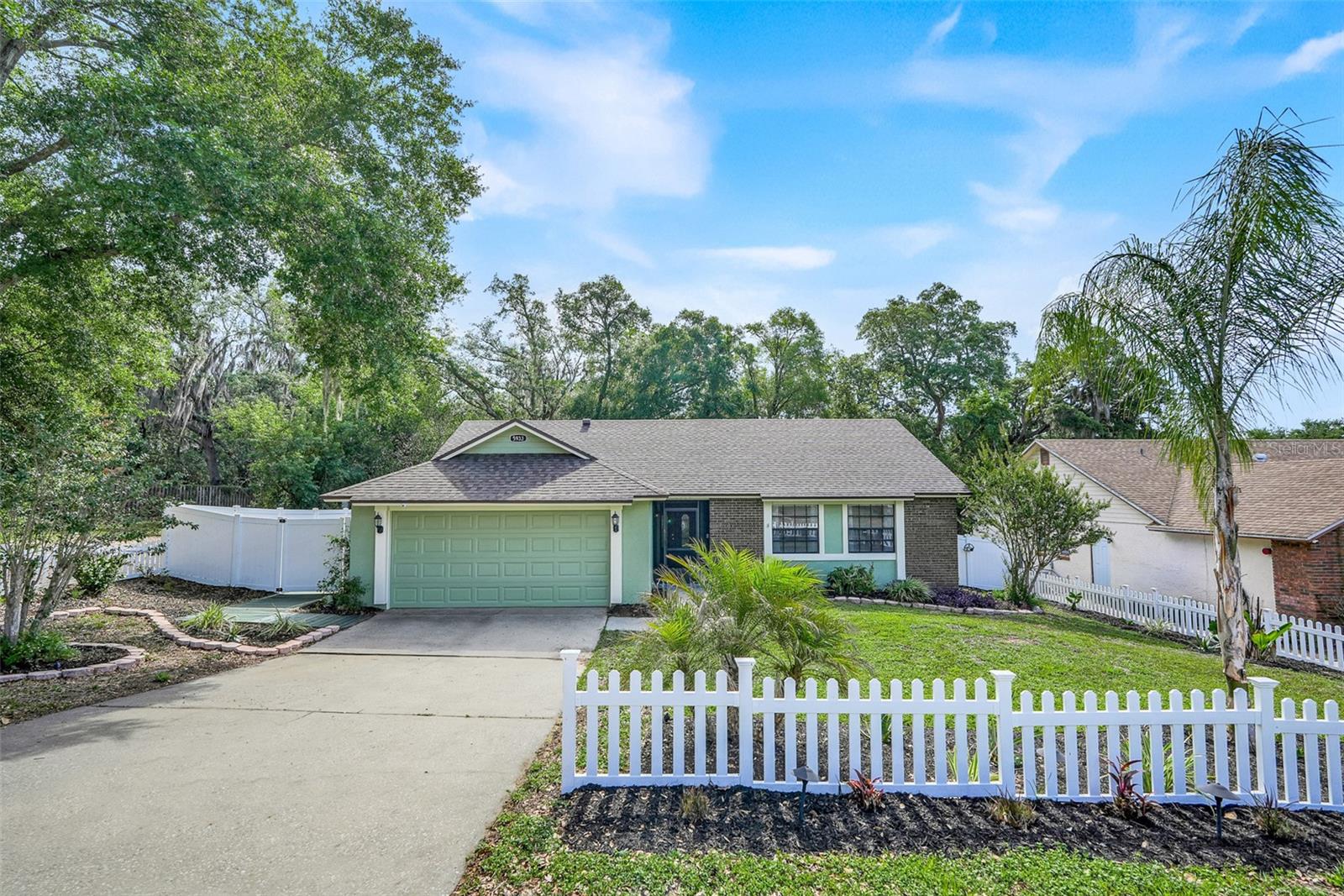 Image 3 of 44 For 5933 Groveline Drive