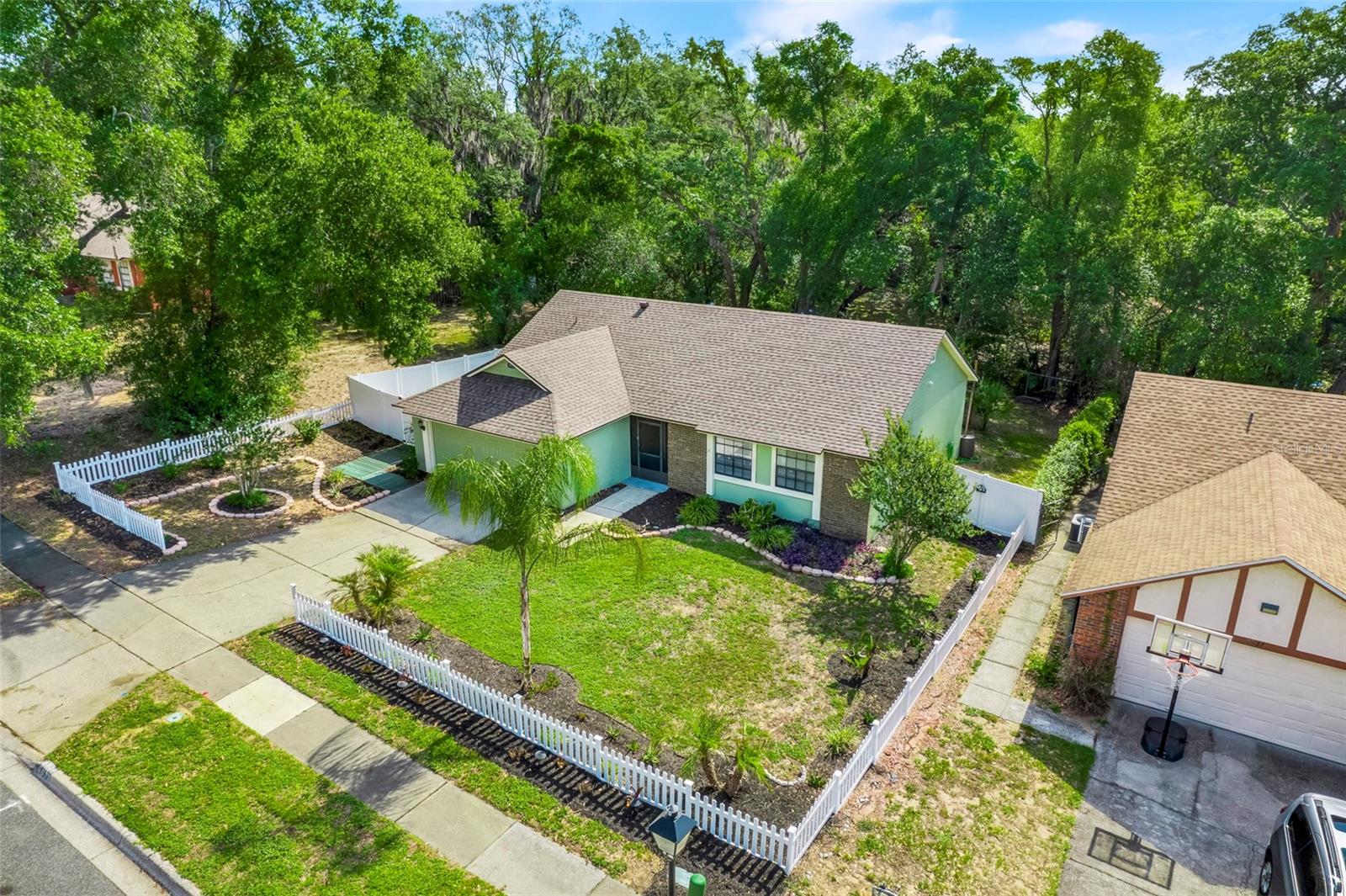 Image 6 of 44 For 5933 Groveline Drive