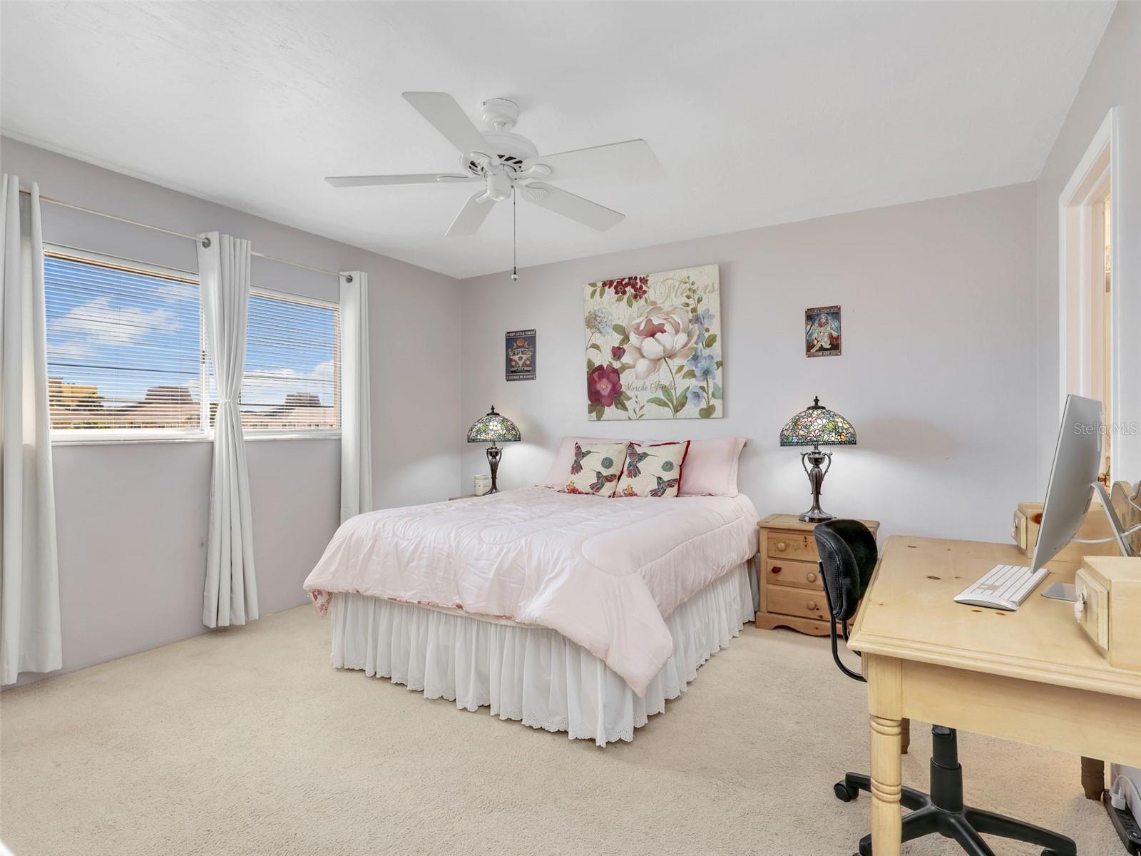 Image 22 of 37 For 4021 19th Avenue 201