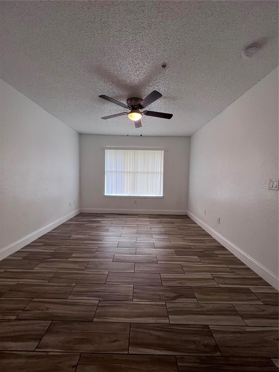 Image 15 of 28 For 2208 Antigua Place 938