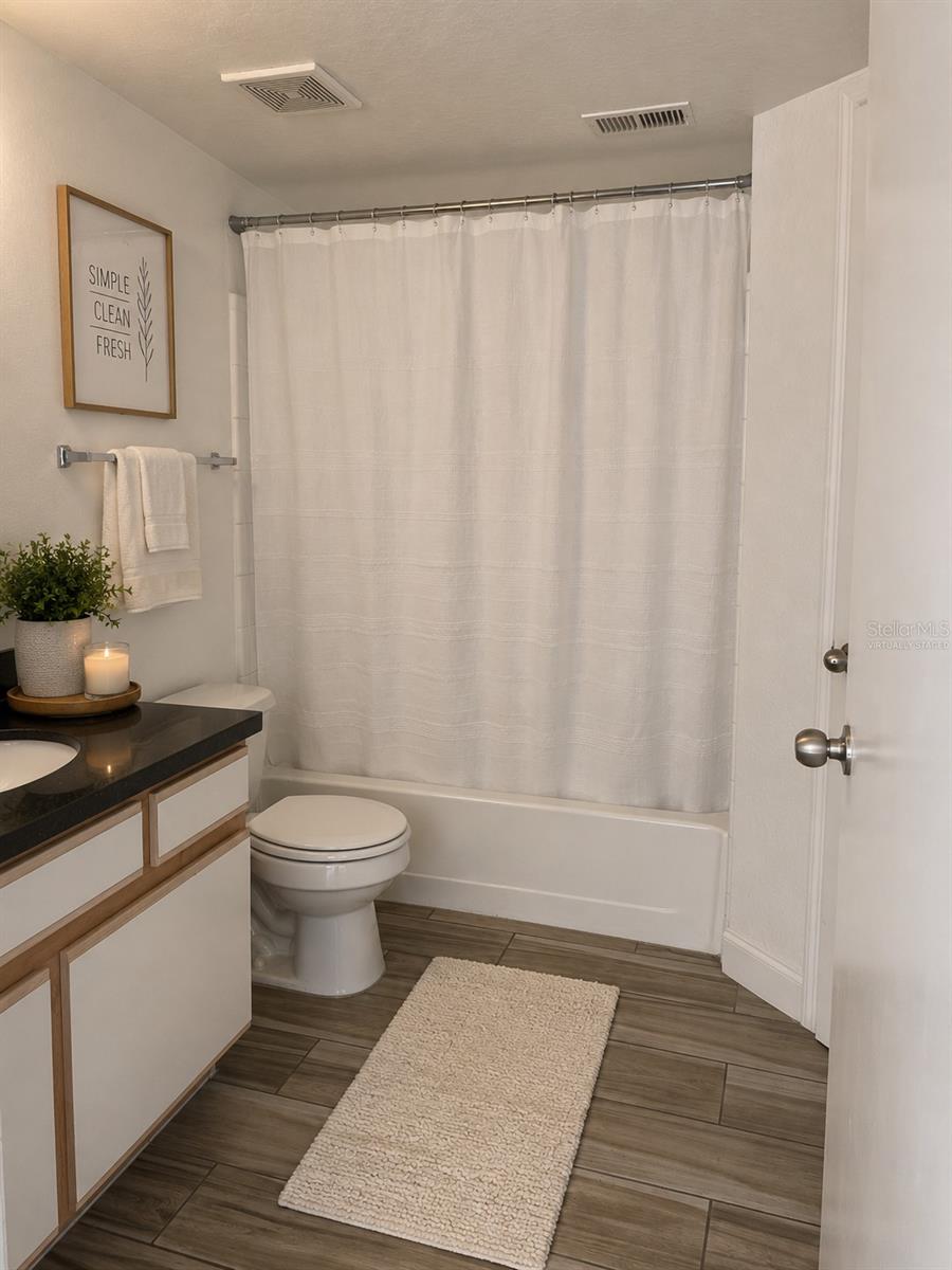 Image 6 of 28 For 2208 Antigua Place 938