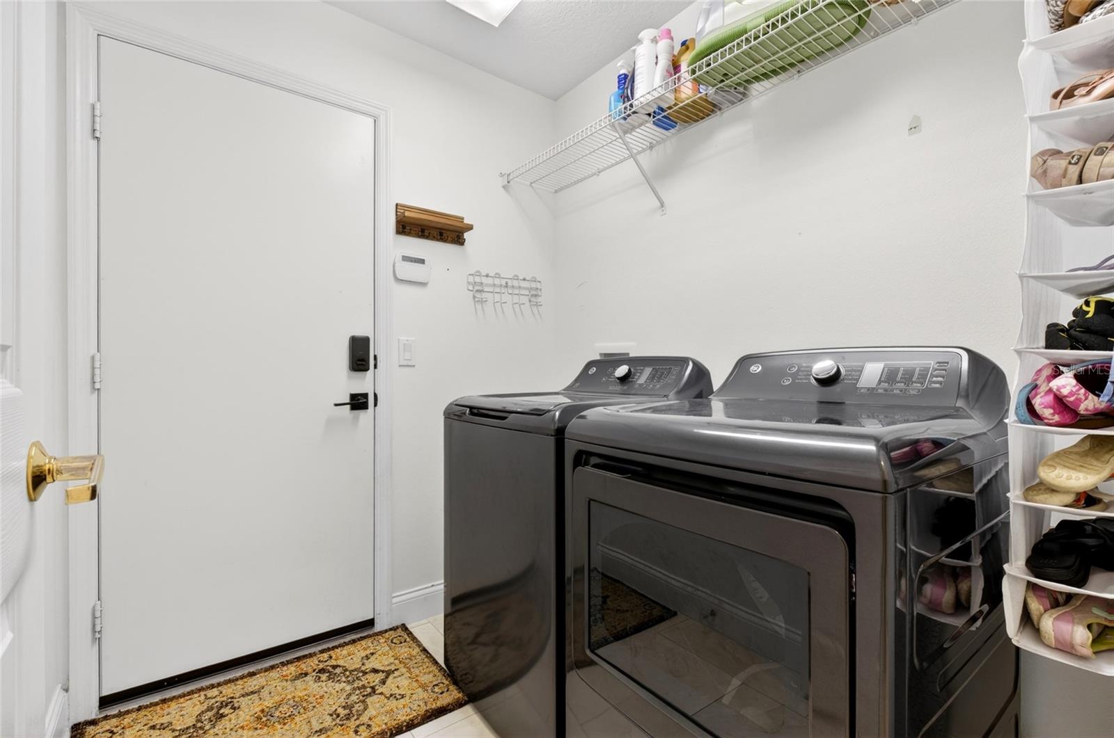 Image 36 of 55 For 7524 Lindenhurst Drive