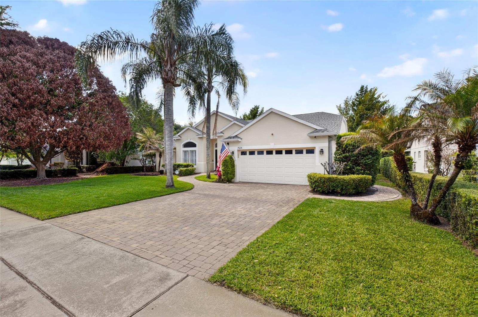 Image 44 of 55 For 7524 Lindenhurst Drive
