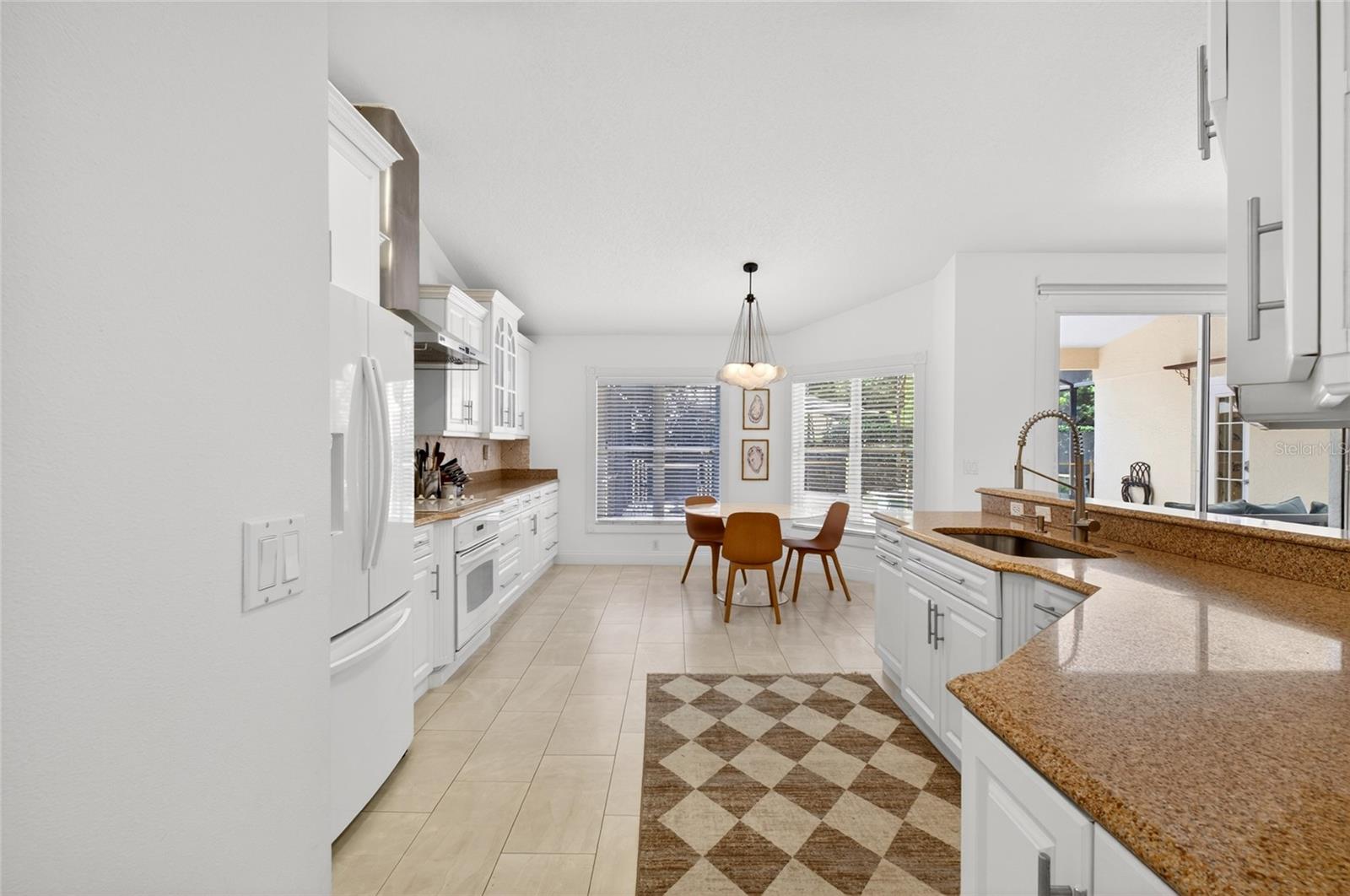 Image 7 of 55 For 7524 Lindenhurst Drive