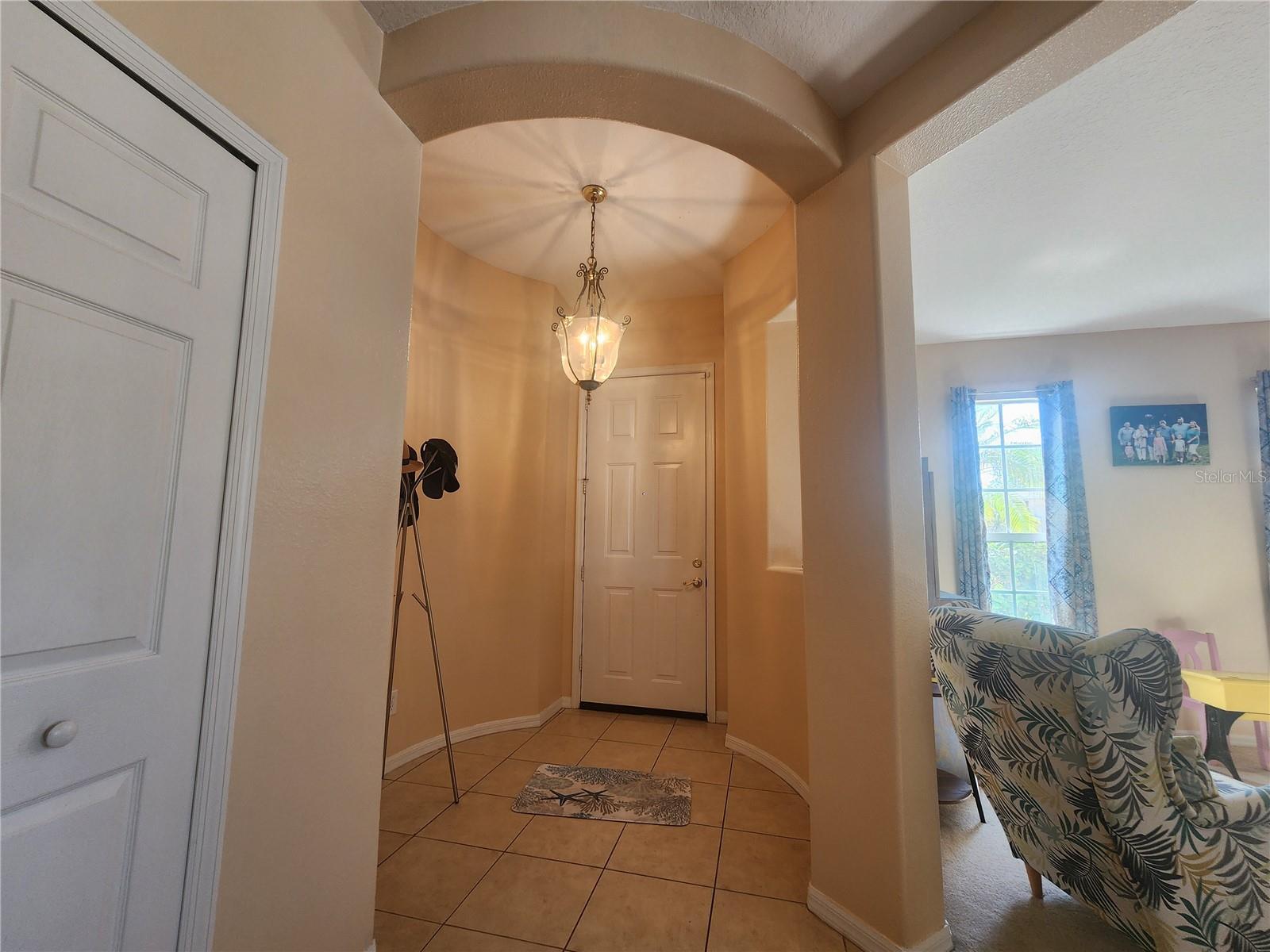 Image 4 of 27 For 801 Cressa Circle