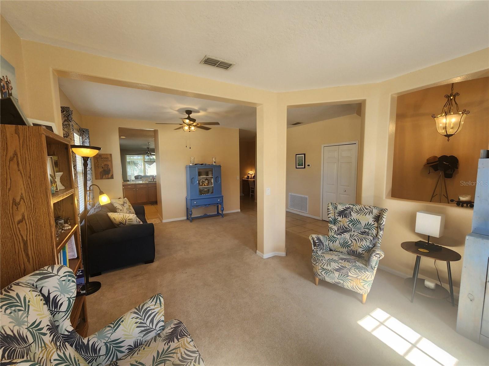 Image 6 of 27 For 801 Cressa Circle