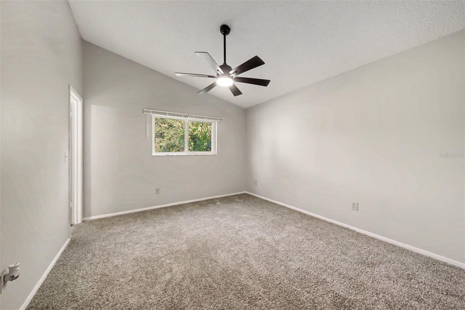 Image 7 of 15 For 7734 Lakeside Woods Drive