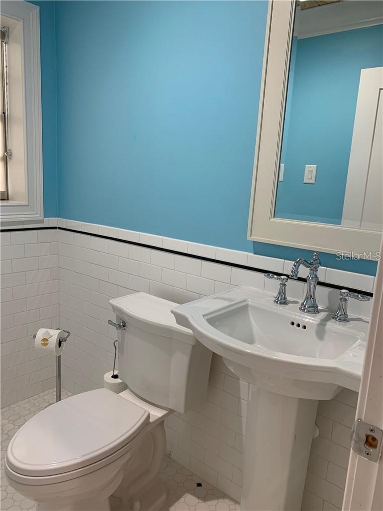 Image 10 of 14 For 2515 South Street