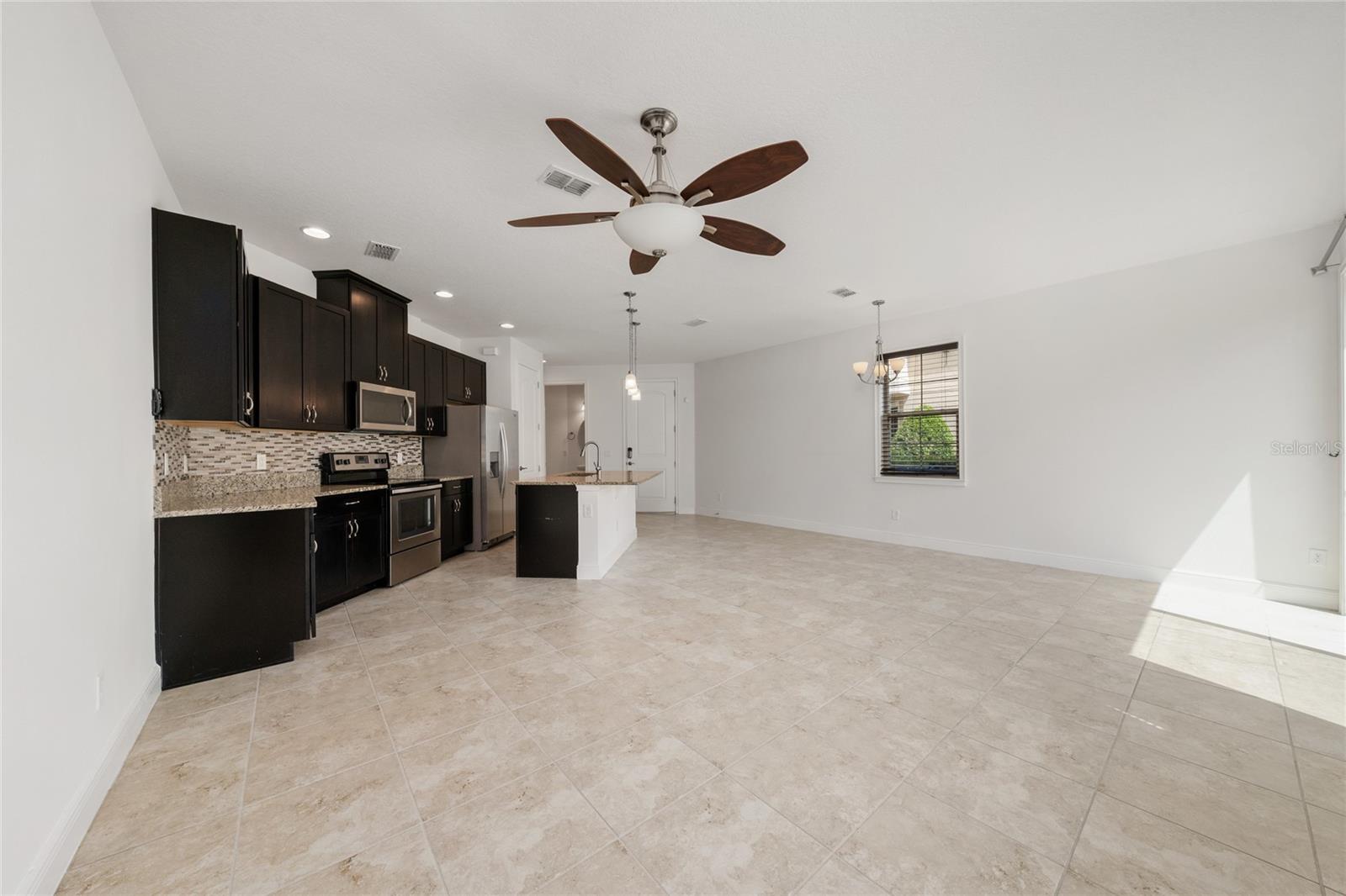 Image 11 of 40 For 14017 Tarvin Street